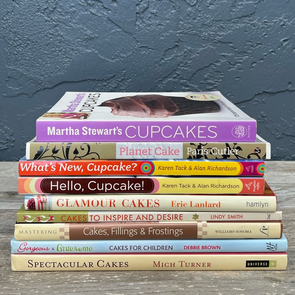 CAKE DECORATING COOKBOOKS- 11 BOOKS TOTAL